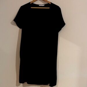 Lush Classic Black Loose Sheath Dress